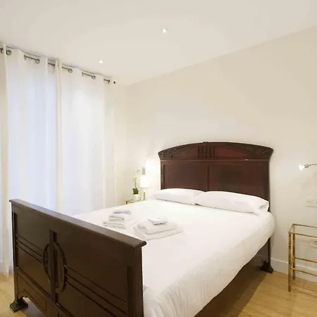 The Collection | Gallery Appartement San Sebastian